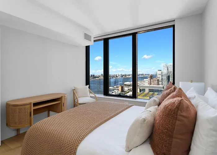 Modern Stylish 2Br 2Ba Apartment In Hudson Yard