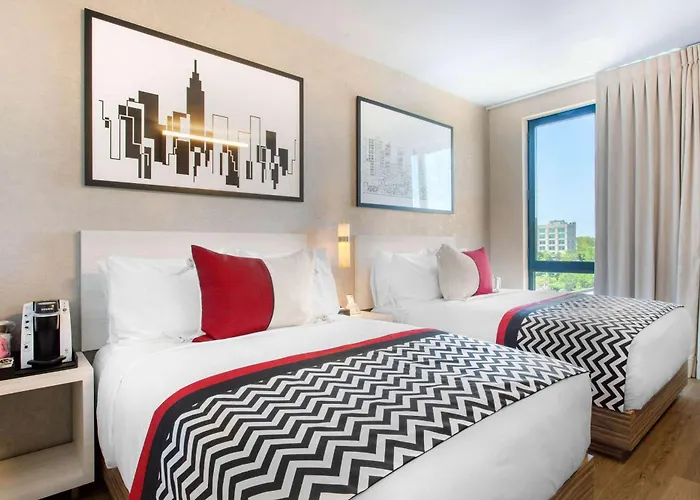 Insignia Hotel Brooklyn, Ascend Hotel Collection