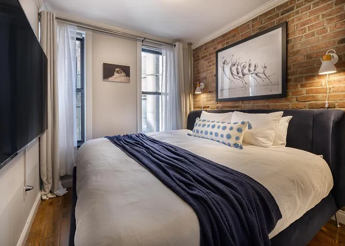 Three Bedroom On Little Italy Mulberry Street
