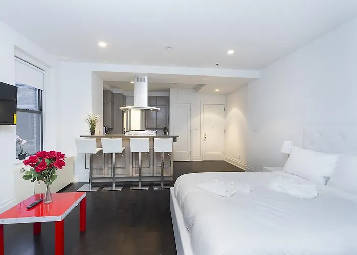 5Th Ave Suites