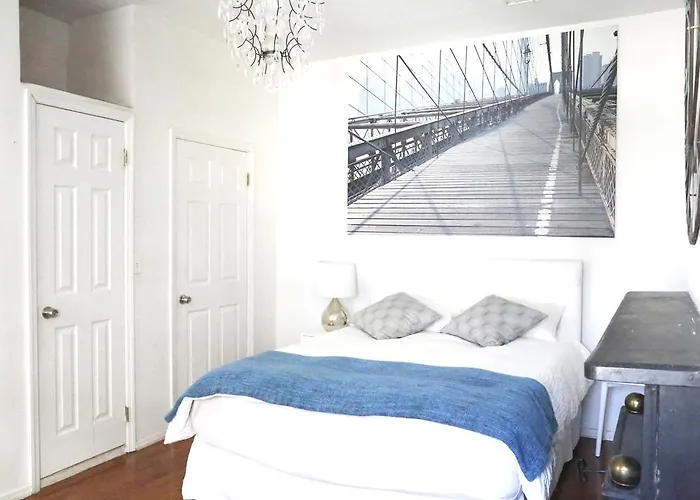 Extended Stay Nyc Apartment, 5 Minute To Times Square By Subway