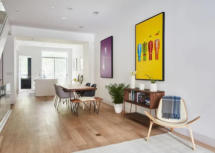 Manhattan Avenue Townhouse By Onefinestay