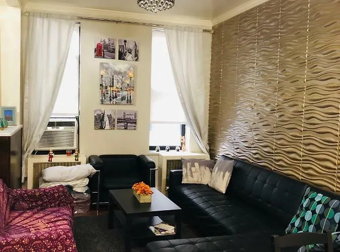 Modern 2 Bedroom Apartment Nyc