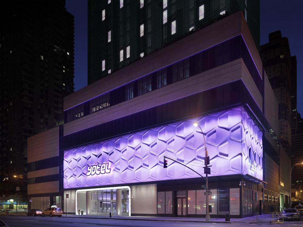 Yotel Times Square 4*