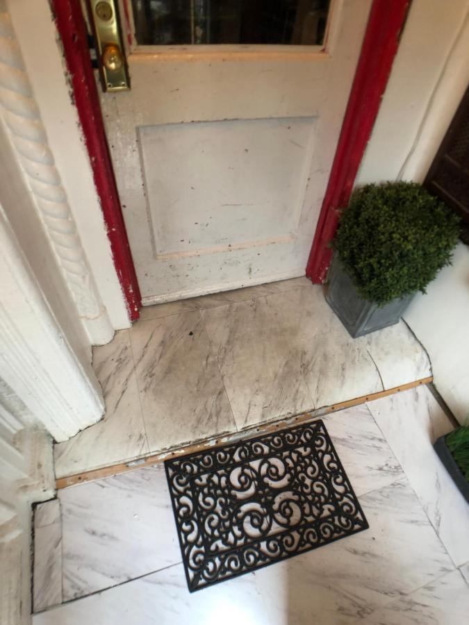 Private In Manhattan Gasthof