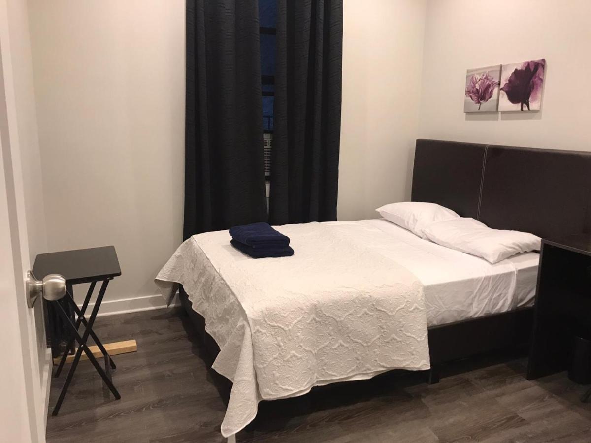 Private Bedroom In City Albergue *