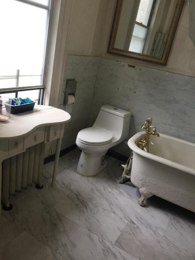 Gasthof Private In Manhattan