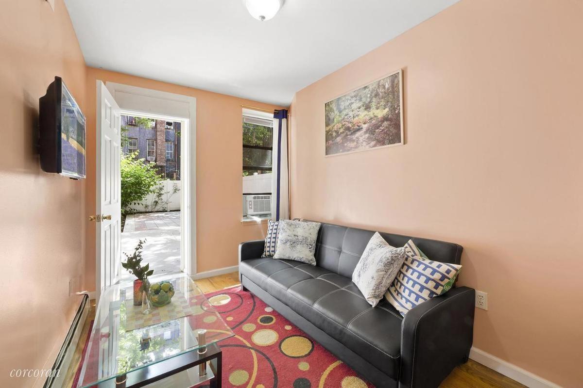 Apartment Manhattan 4 Bedroom Apt Upper East Side *