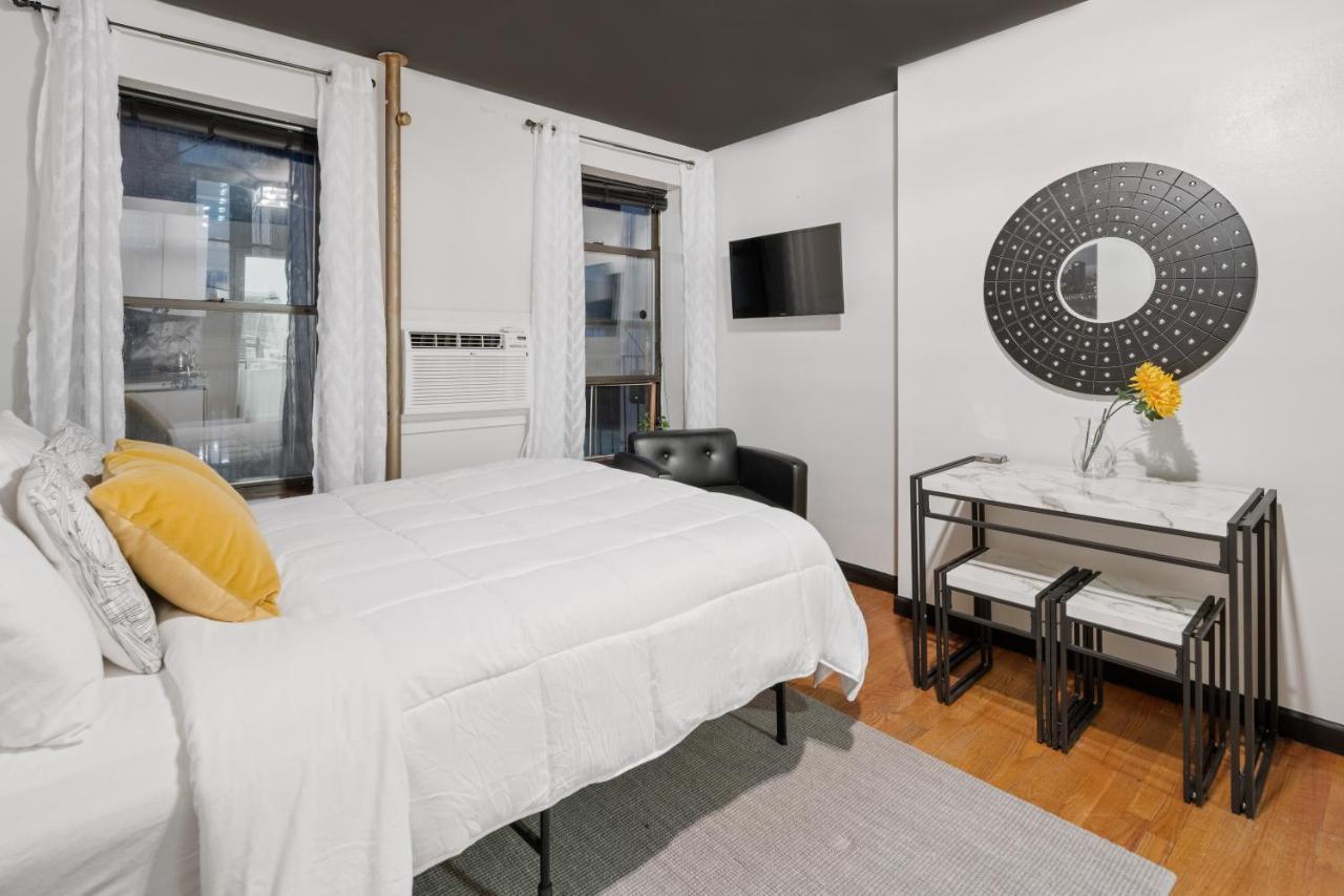 Apartment Elevate At Times Square New York