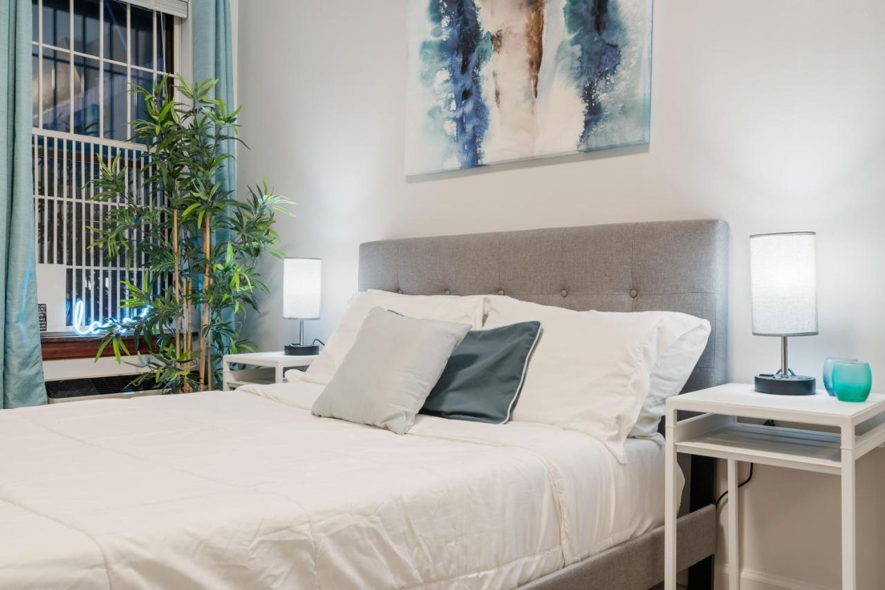 Apartment Elevate At Times Square New York