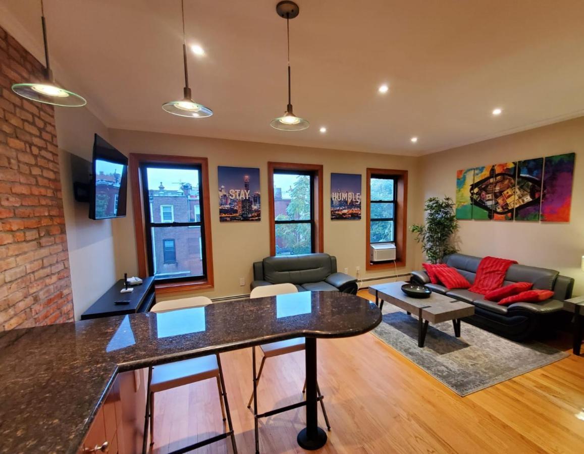 Newly Renovated Penthouse *
