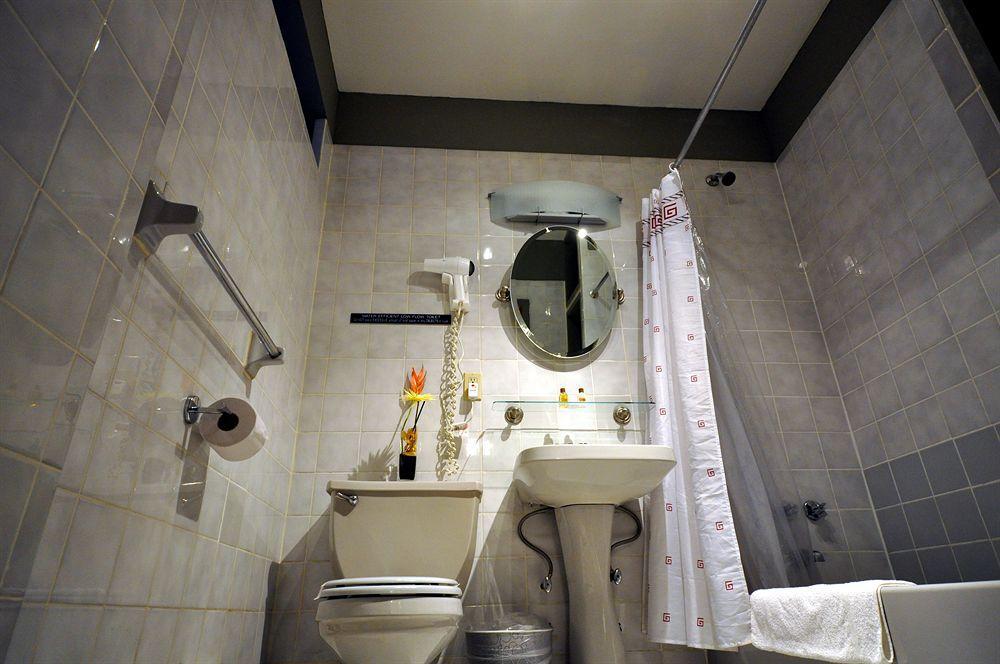 Hotel Off Soho 2*