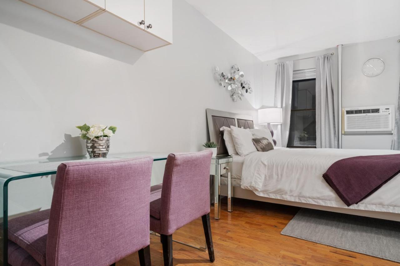 Elevate At Times Square Apartment