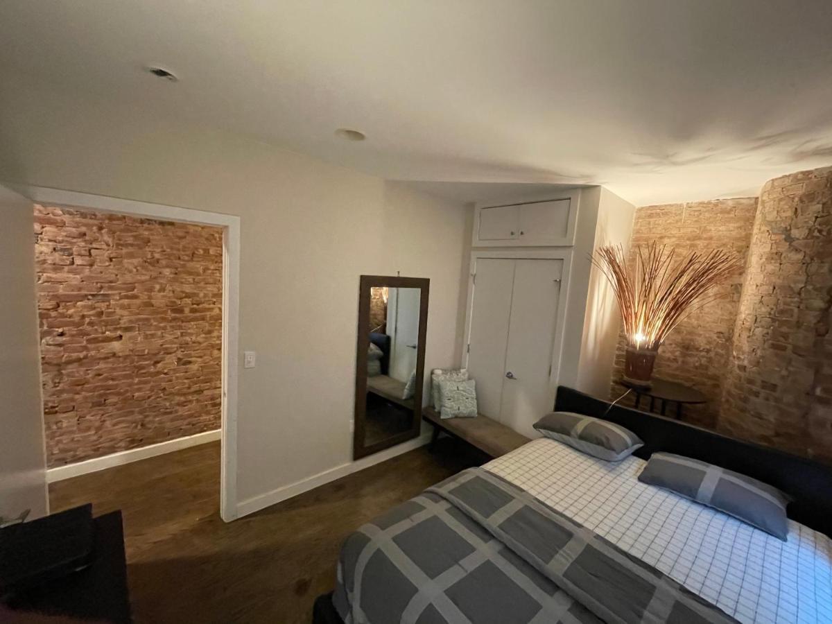 Beautiful In Newly Renovated Apt Homestay