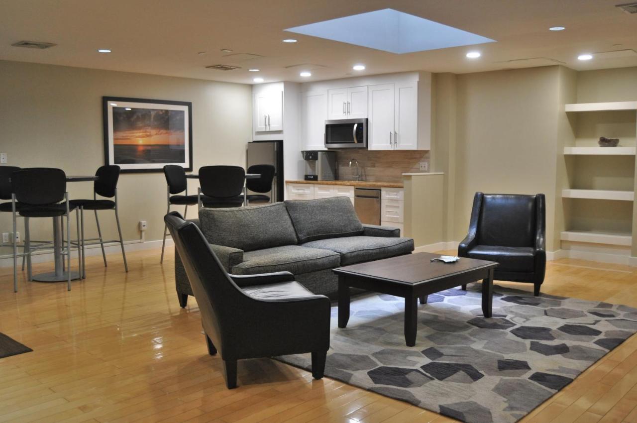 Apartment Oakwood Residence Sixth Avenue New York