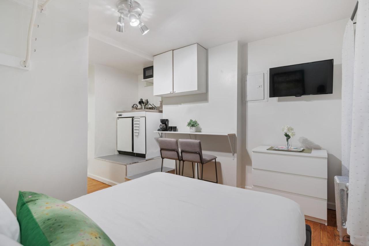 Elevate At Times Square Apartment