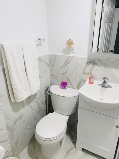 Apartamento Cozy Close To Nyc