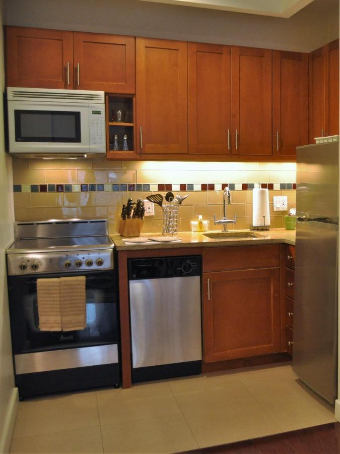 Oakwood Residence Sixth Avenue * New York