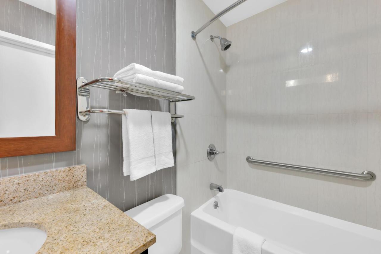 Hotel Pergola Jamaica Jfk New York