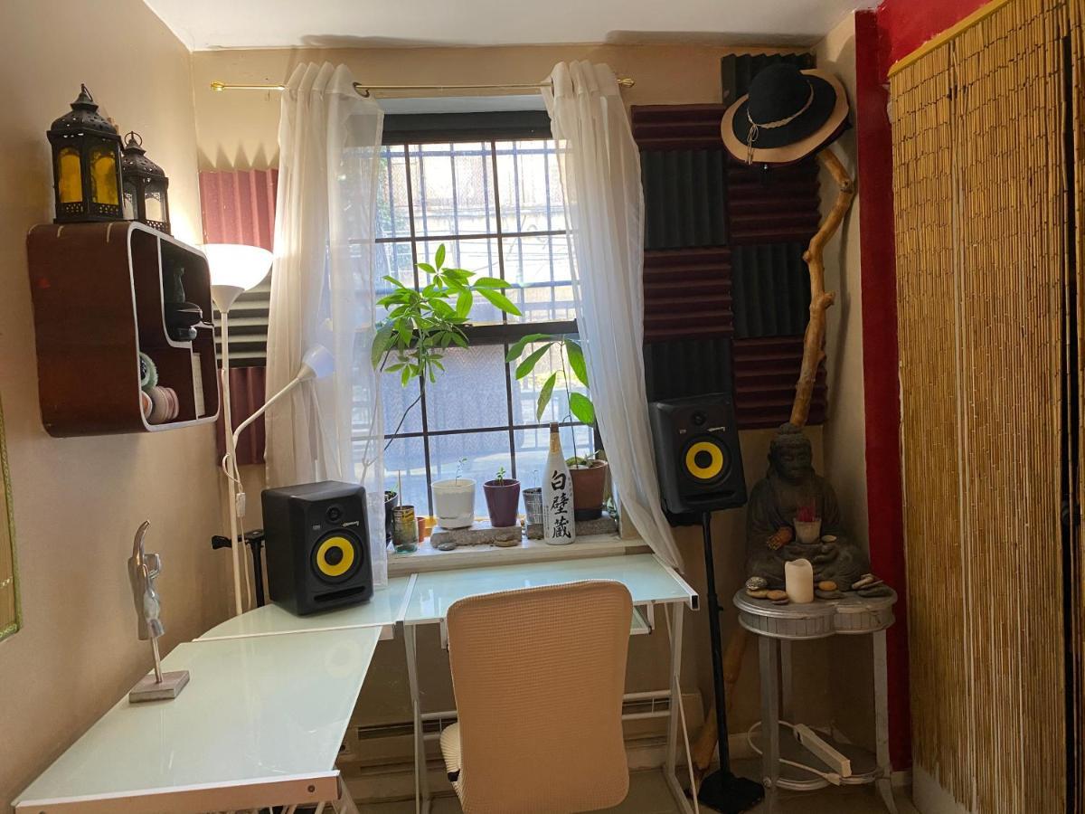 Bamboo Home With Garden *