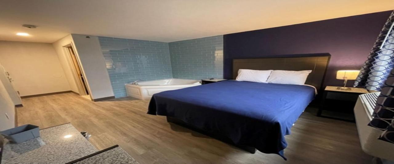 Blue Bird Hotel 2*