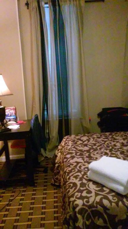 Pensão New York Inn 2*