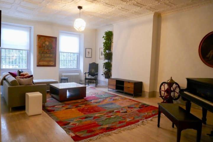 Apartment 1830's Historic Merchant House On The Park Les