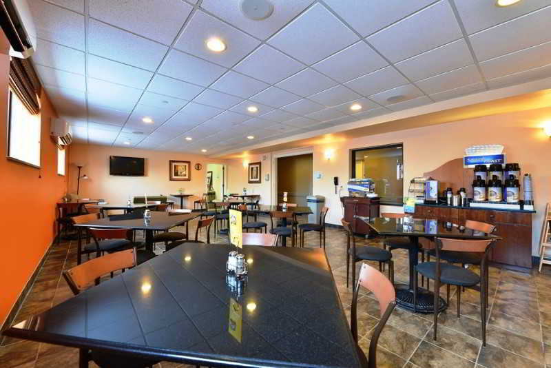 Hotel Express Staten Island West 3*