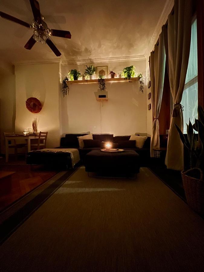 Entire In Upper West Apartment New York