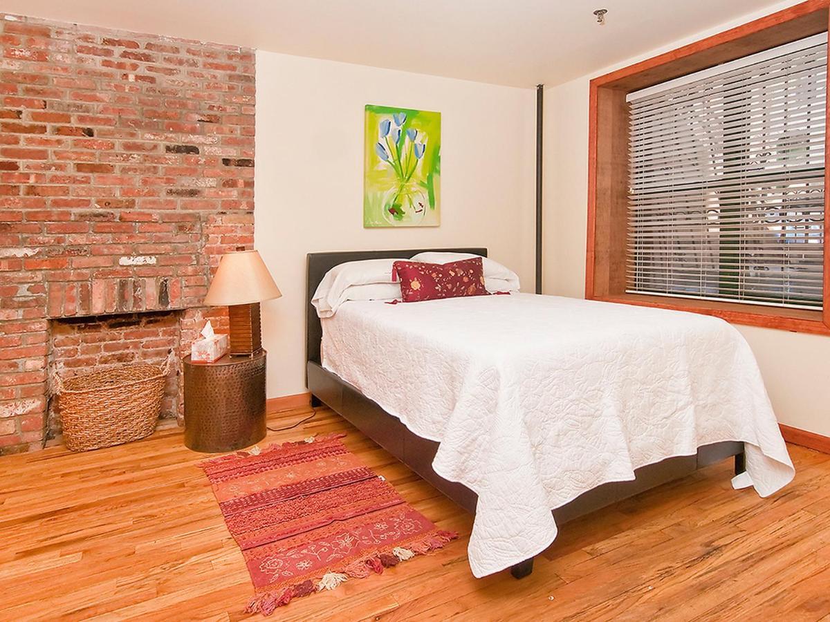 Apartment Douglas-2 *