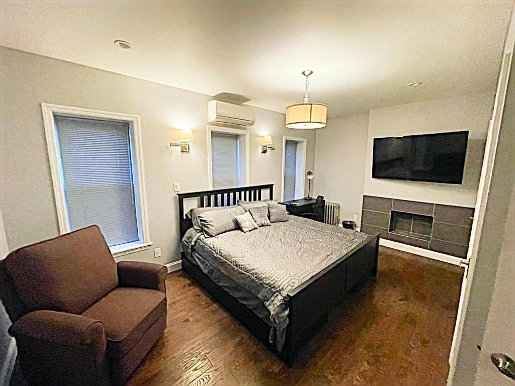 Halsey Manor: Luxurious 2-bedroom