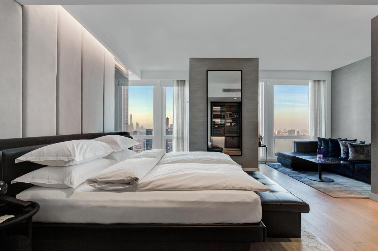 Equinox 5*