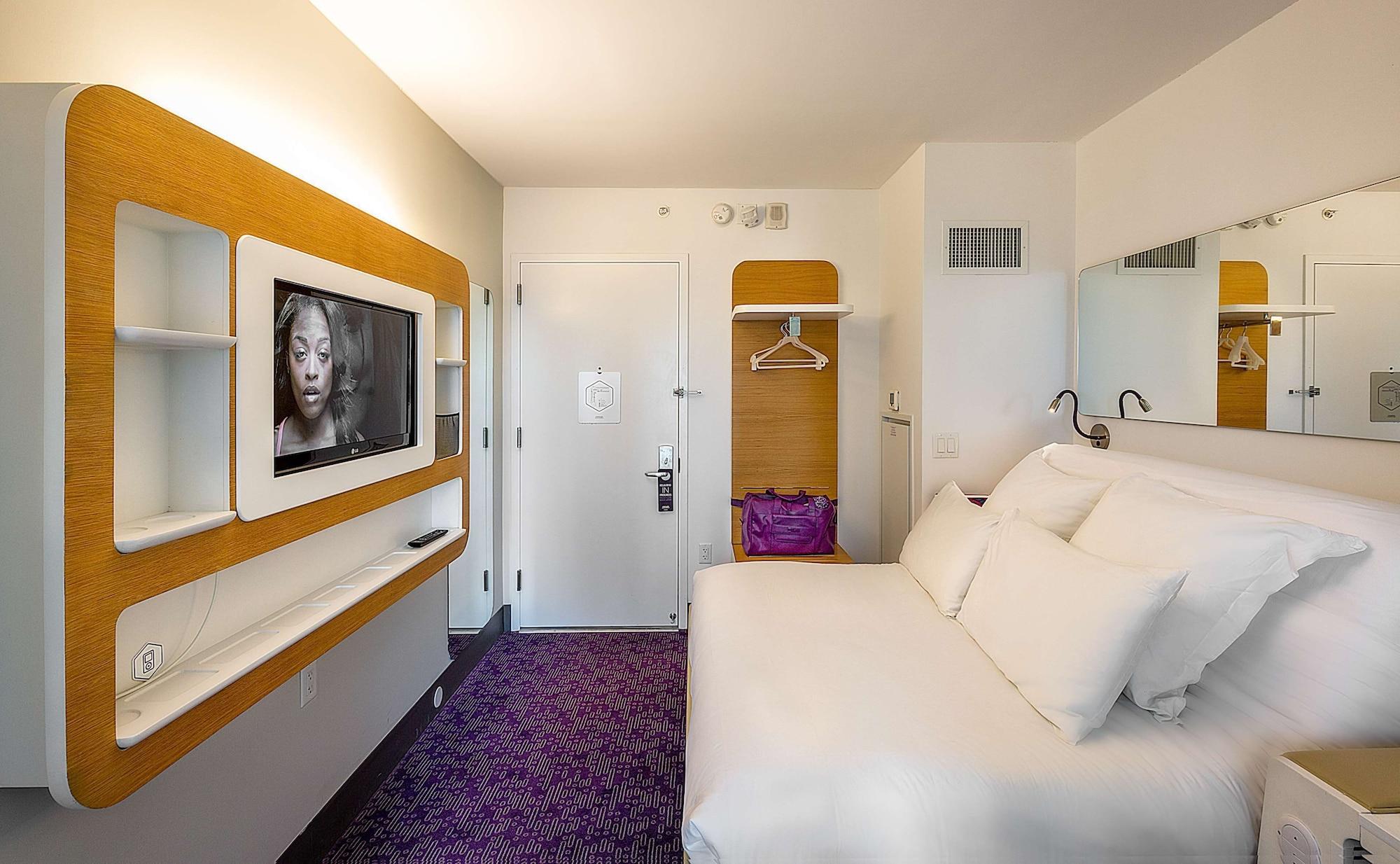 Yotel Times Square Hotel 4*