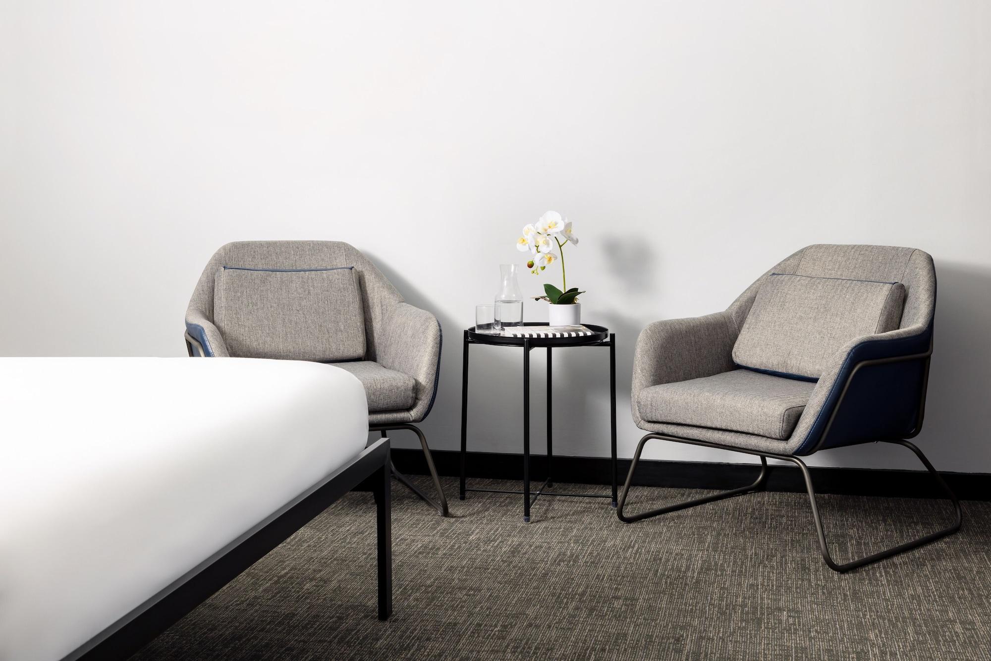 Oyo Times Square Hotel 4*