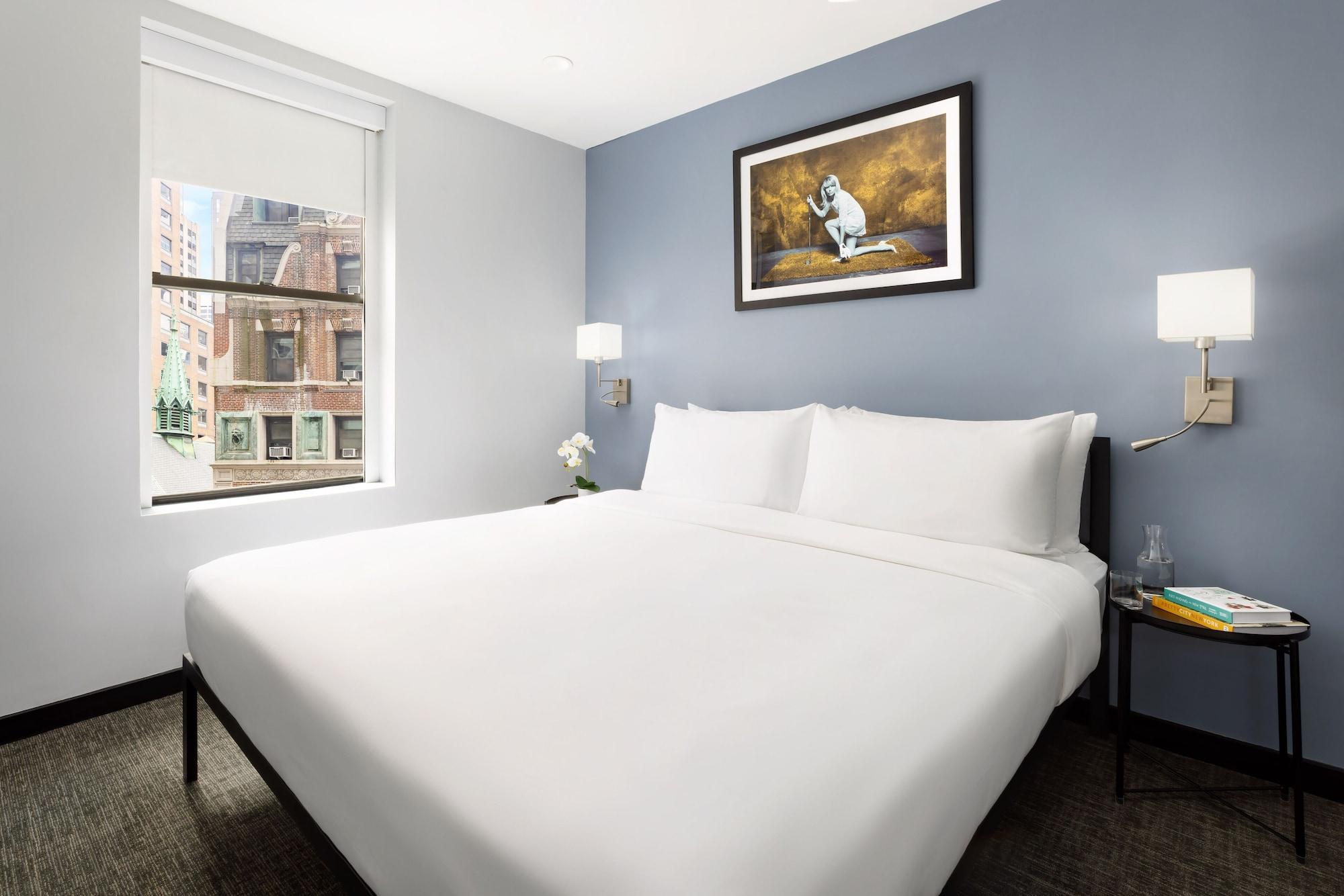 Hotel Oyo Times Square 4*