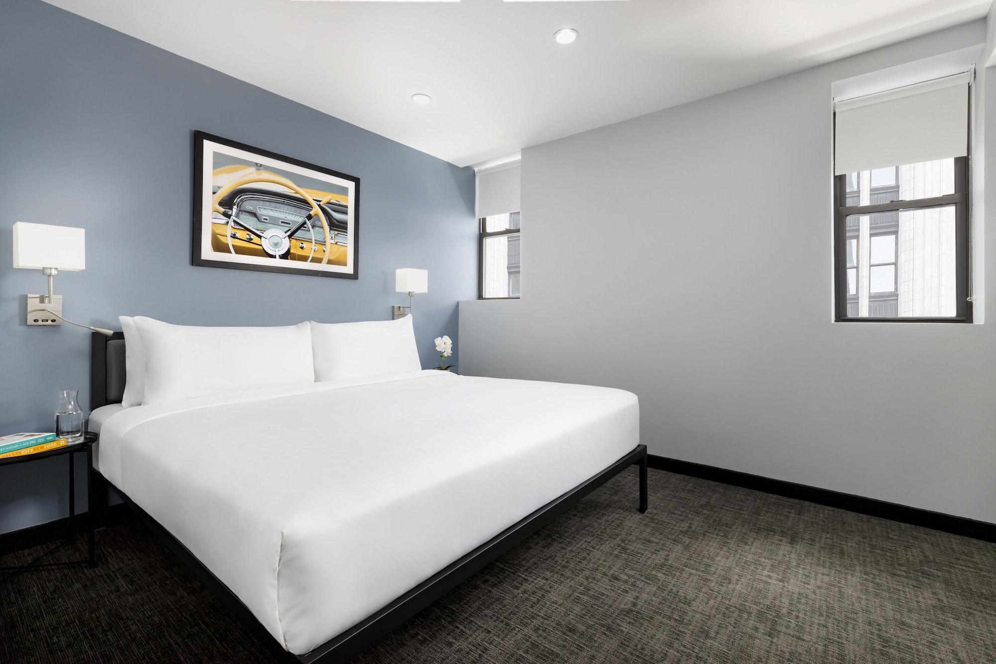 Oyo Times Square Hotel 4*