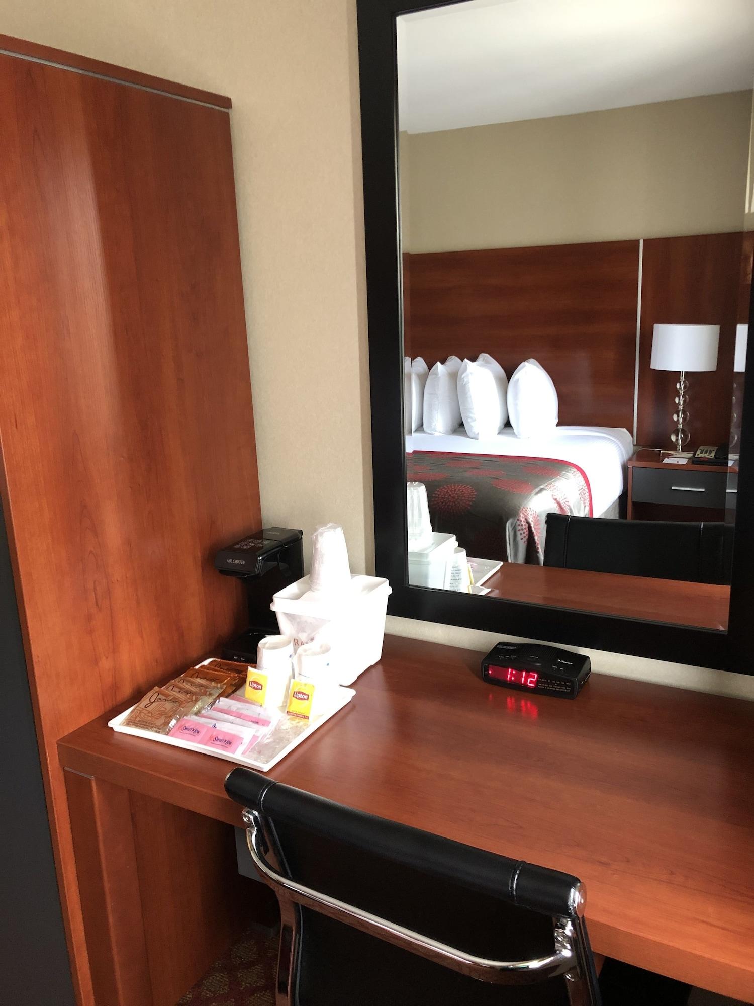 Ramada By Wyndham Staten Island New York