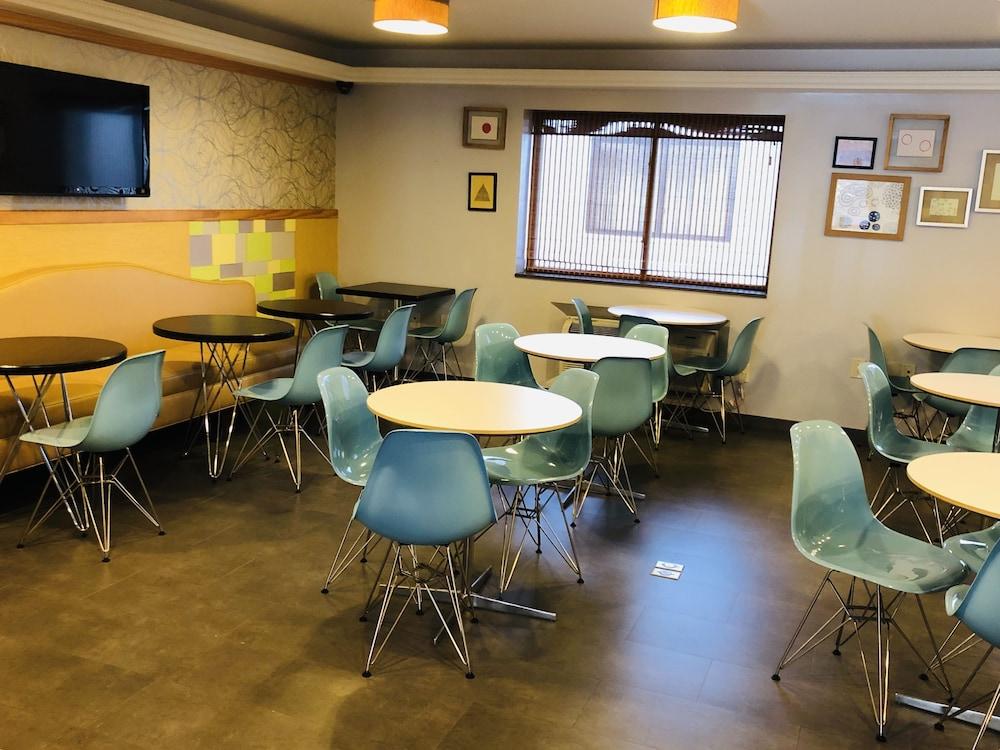 Hotel Ramada By Wyndham Staten Island