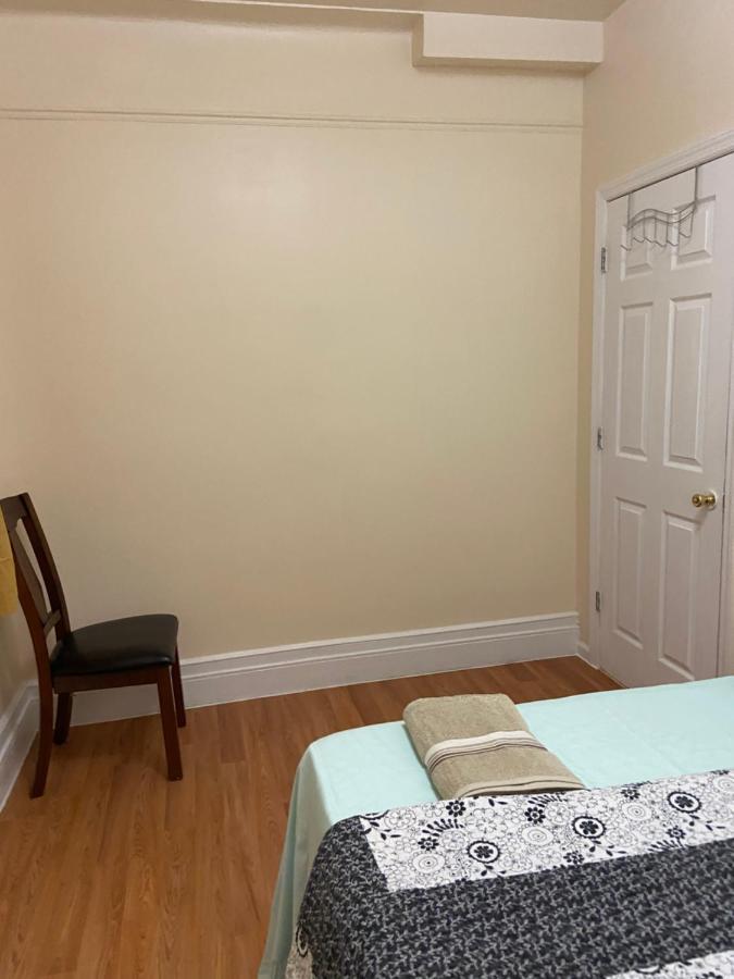 Guest house A Pleasant In Queens