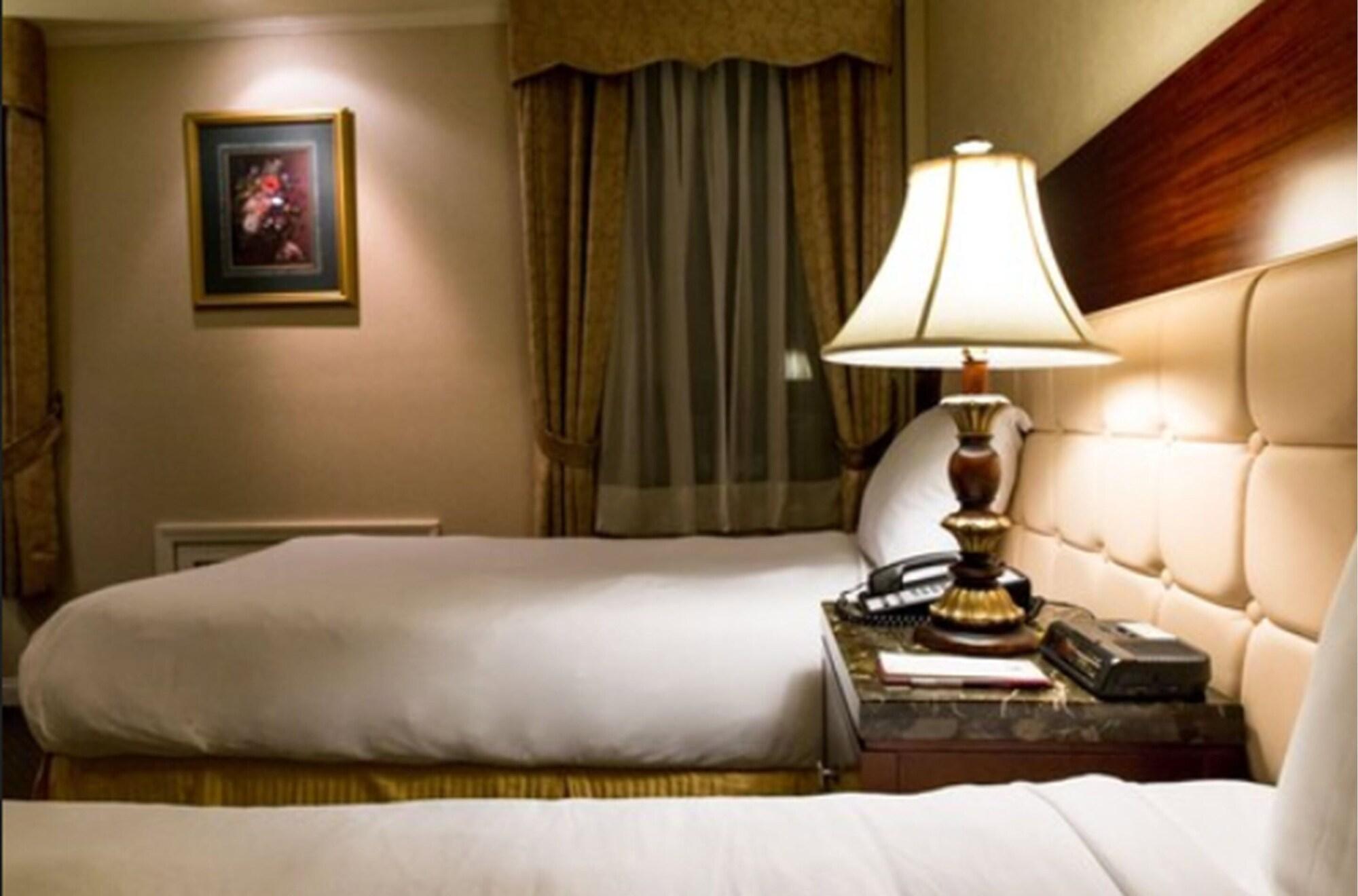 Hotel Stanford Nyc 3*