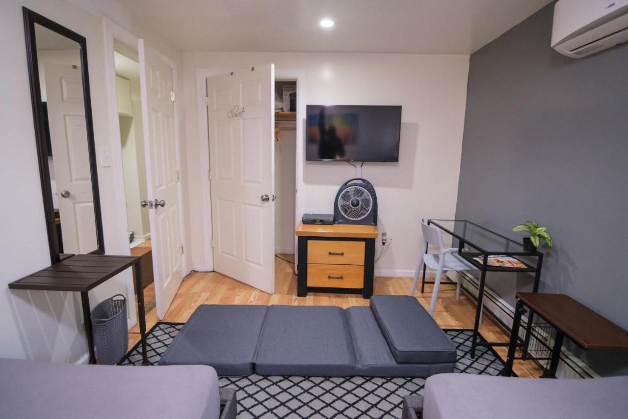 Elegant 2 Bedroom W Modern Amenities New York