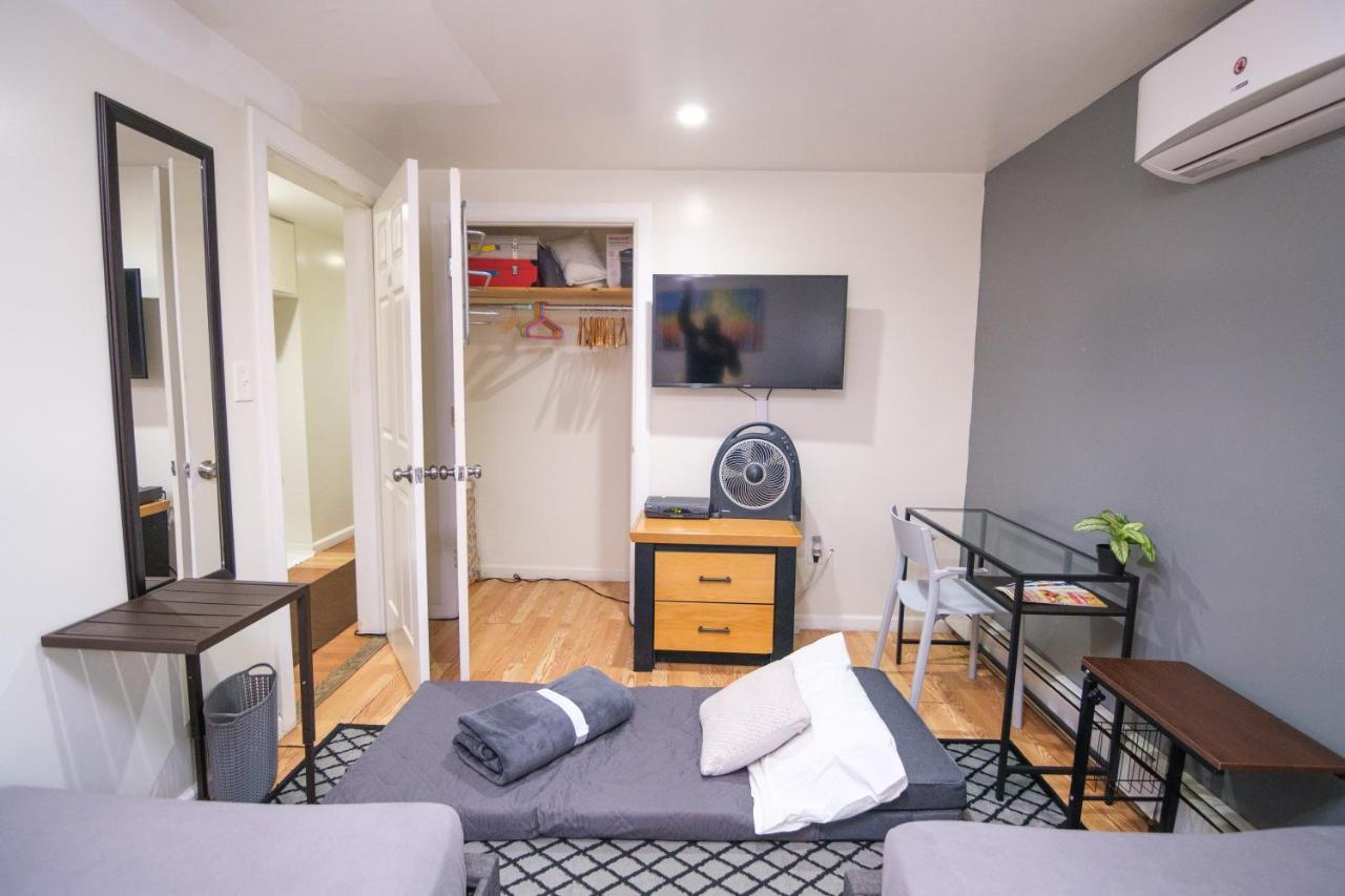 Elegant 2 Bedroom W Modern Amenities New York