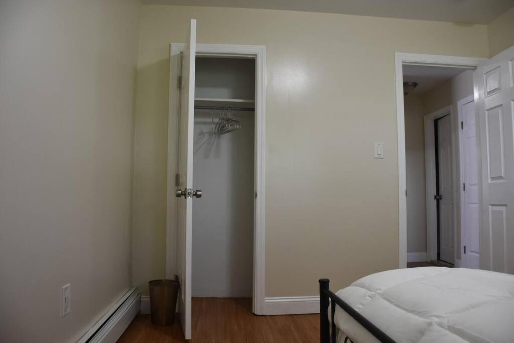 Apartment 2 Ptivet Bedroom,1 Bathroom,kitchen,self Check In,free Parking New York