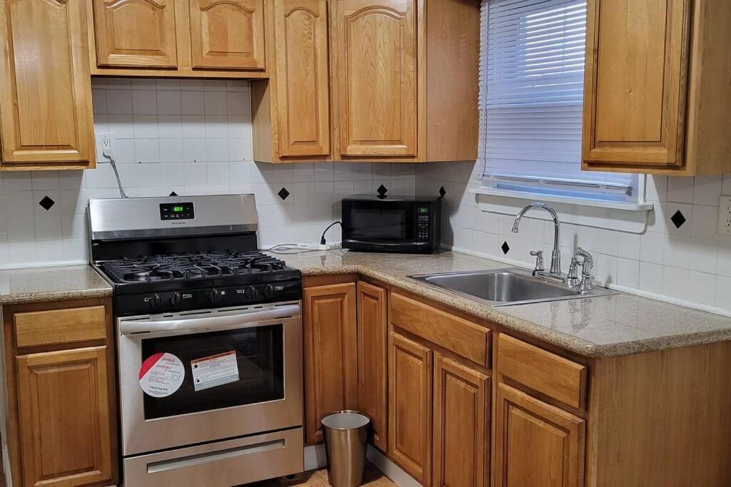 2 Ptivet Bedroom,1 Bathroom,kitchen,self Check In,free Parking