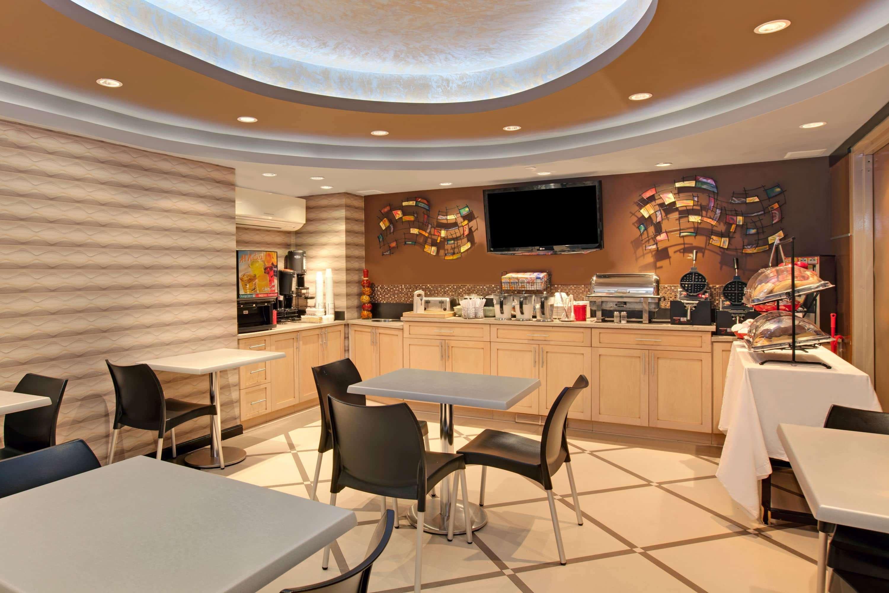Ramada By Wyndham Bronx 3* New York