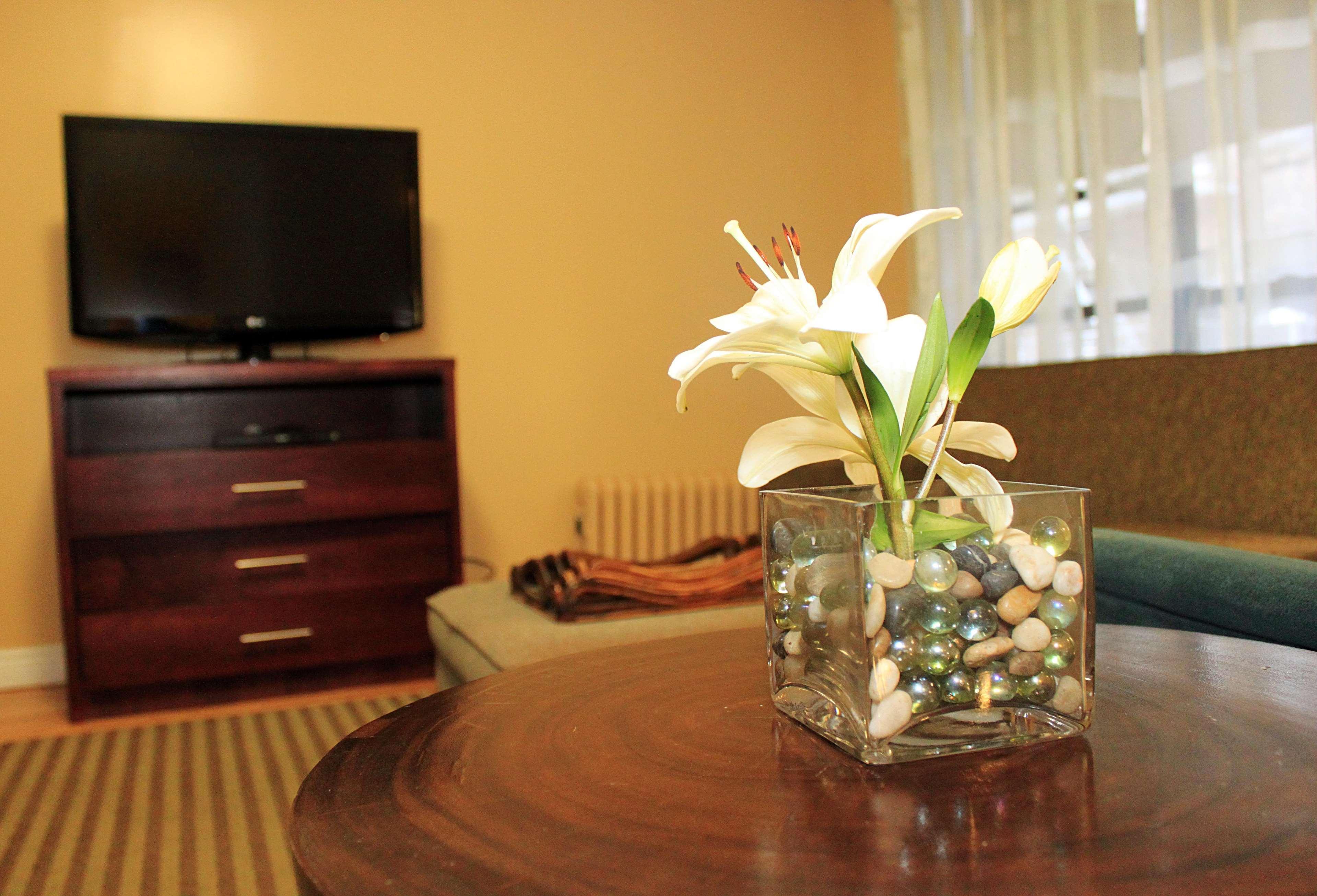 Western Hospitality House Hotel New York