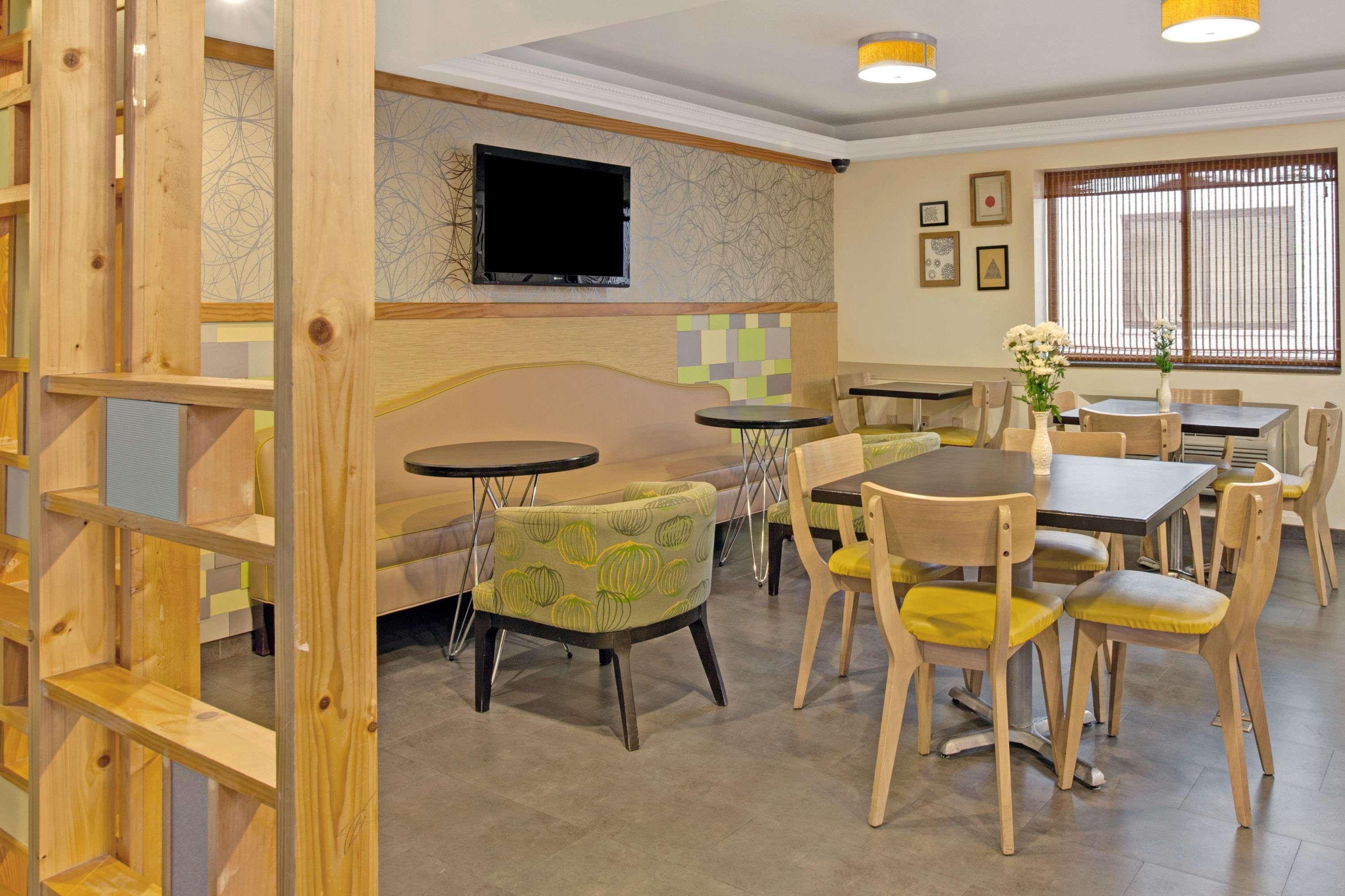 Ramada By Wyndham Staten Island Nova York