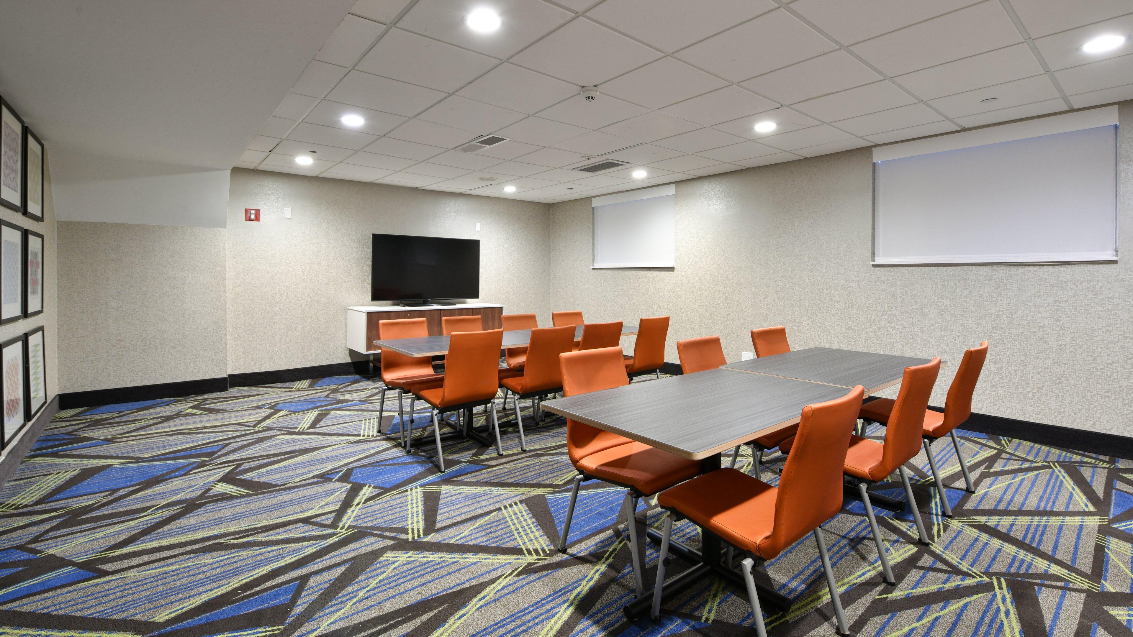 Express Staten Island West 3*