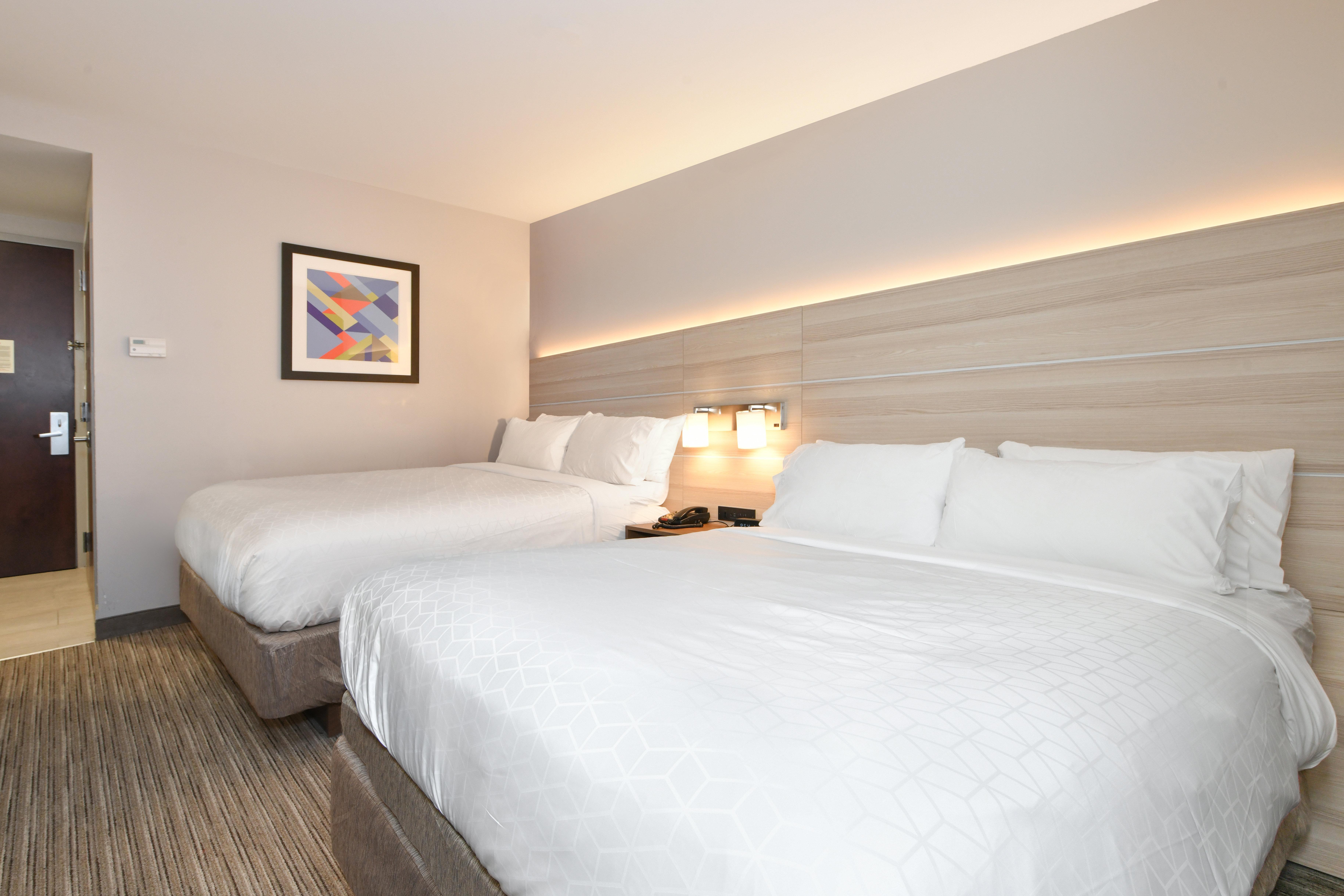 Express Staten Island West 3*
