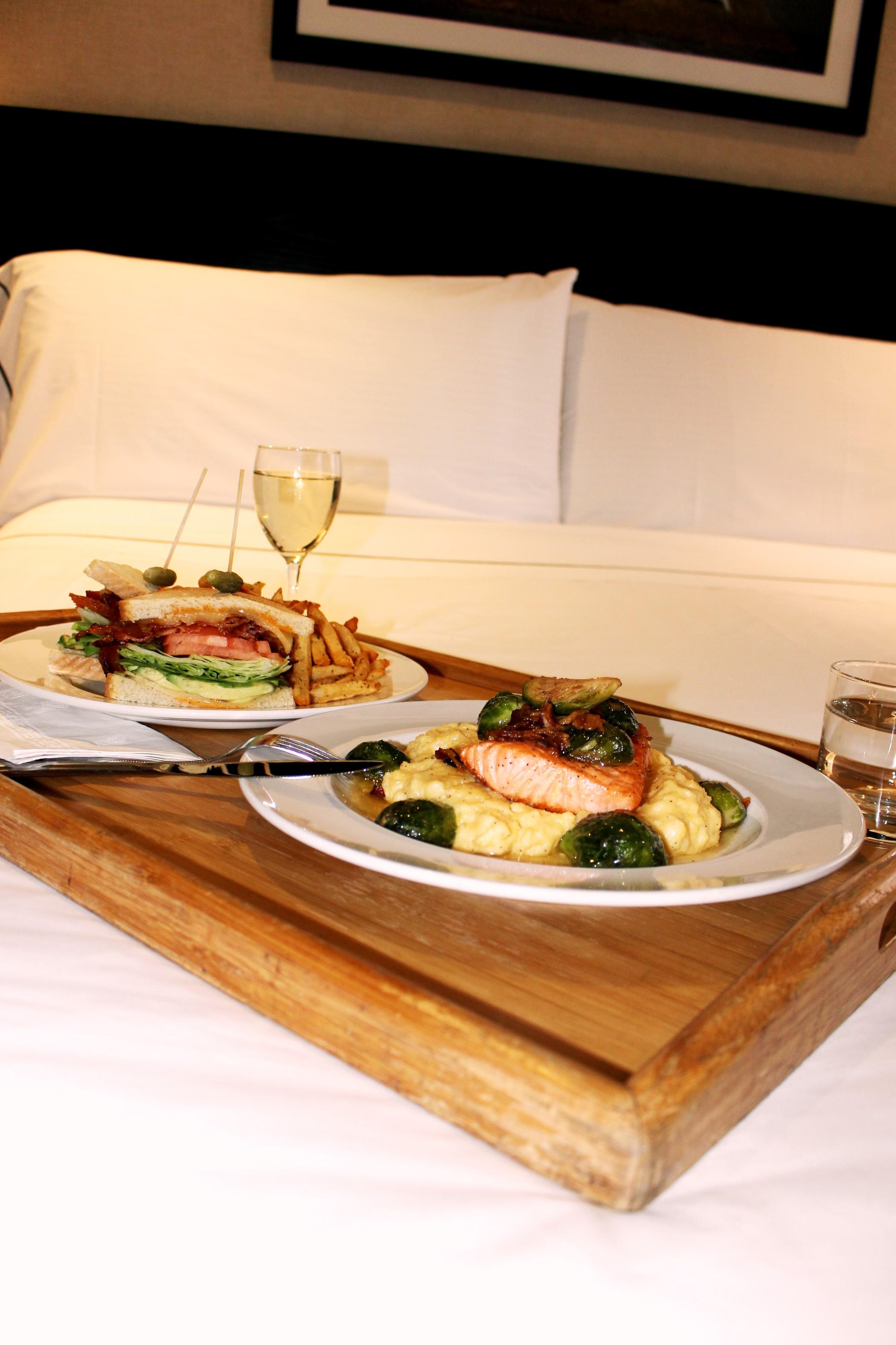 Oyo Times Square Hotel 4*